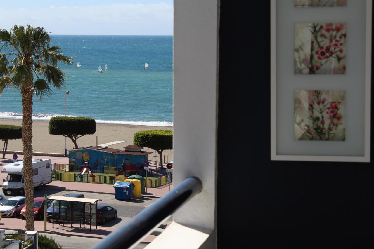 Appartamento Playa Viginia Málaga Esterno foto